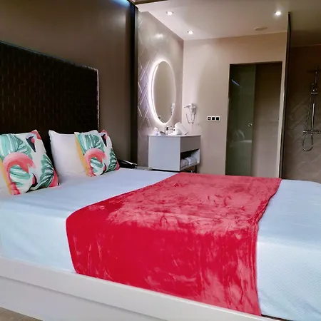 Trebol Hotel 2*