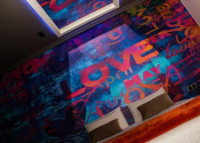 Отель Trebol Туй